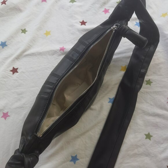 Lemaire Croissant Black Leather Bag - Picture 6 of 7